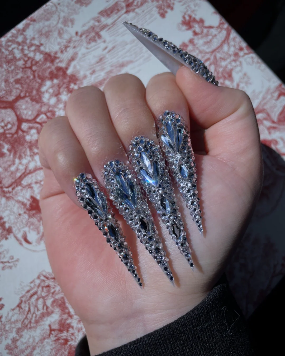 Thumbnail 1
