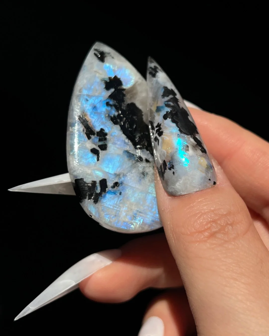 Moonstone Accent - Image 2