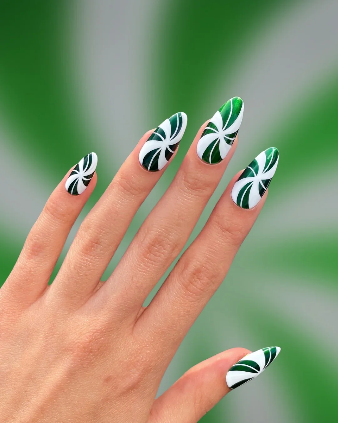 Wintergreen Swirls - Image 2
